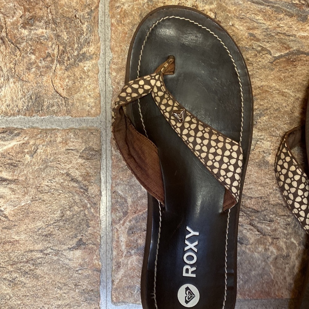 Roxy’s sandals​​​ - Picture 3 of 5